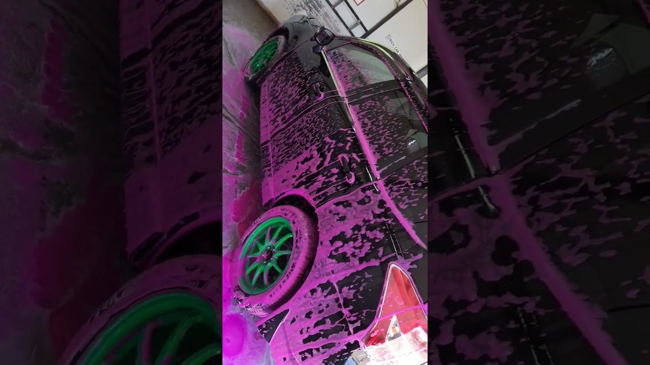Pink foam, green rims rays, black subaru 😎 #subaru #forester #foresterization #pink #black #green