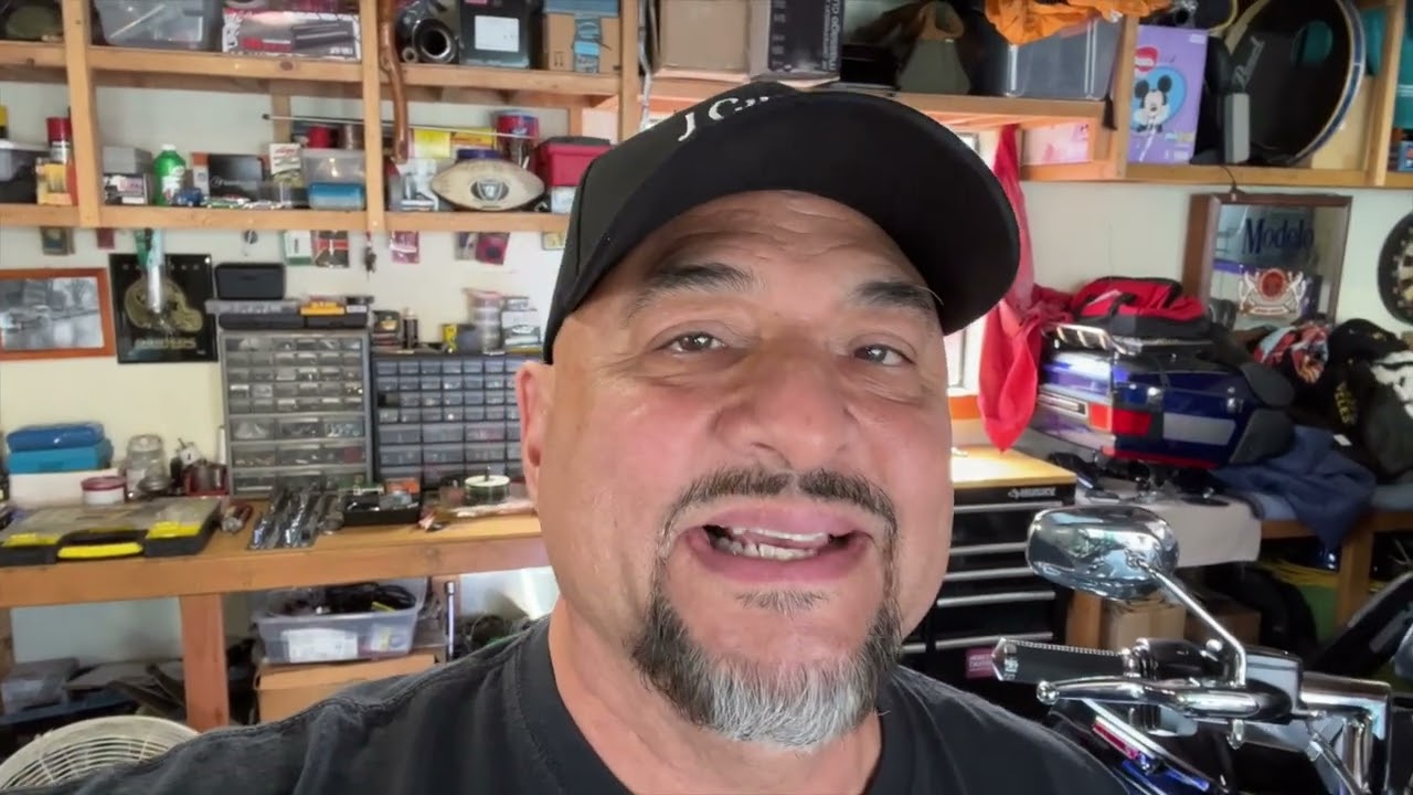NEW SADDLEMAN ROAD SOFA SEAT ON MY 2019 ROADGLIDE!