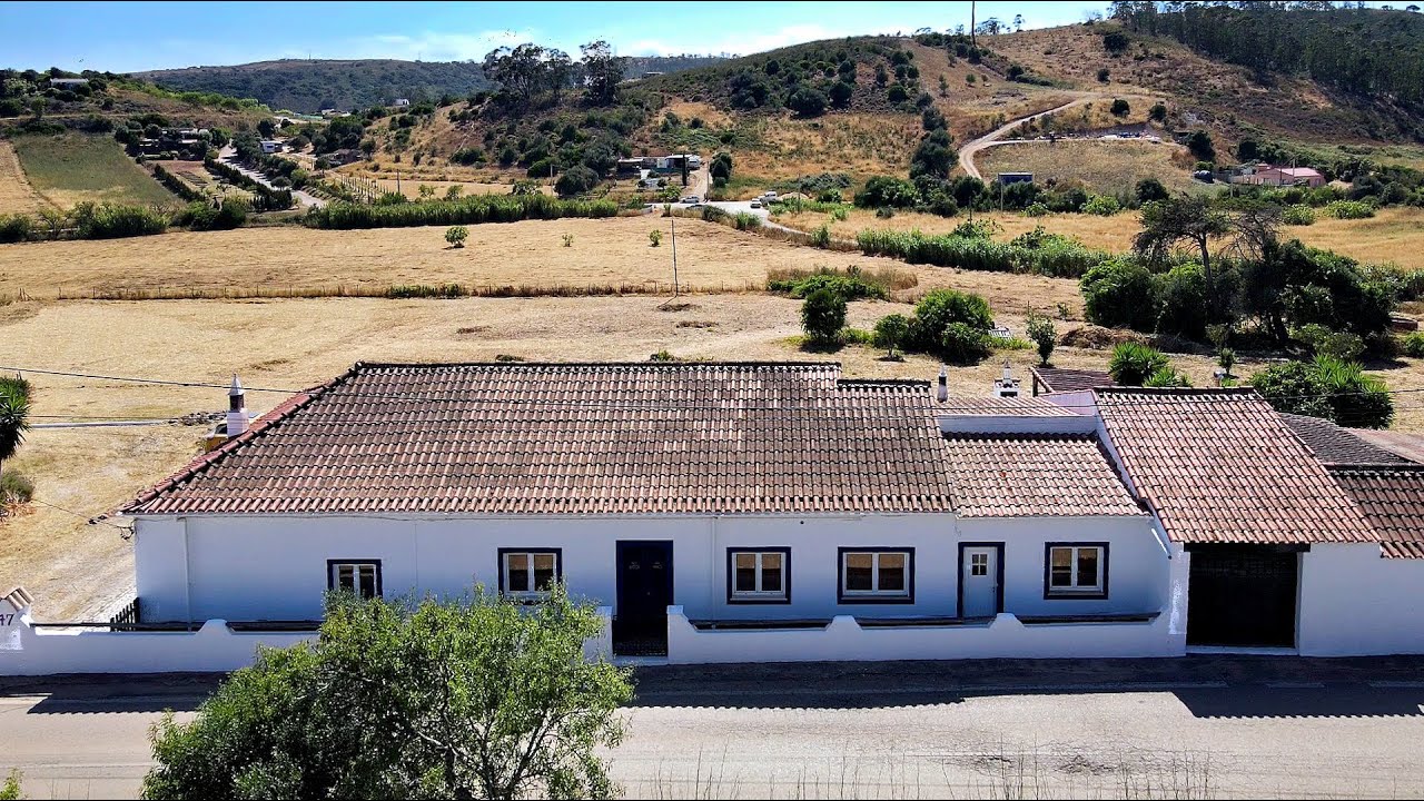 Traditional Farm House Split Into Separate Dwellings for sale in Barão de São Miguel, Algarve