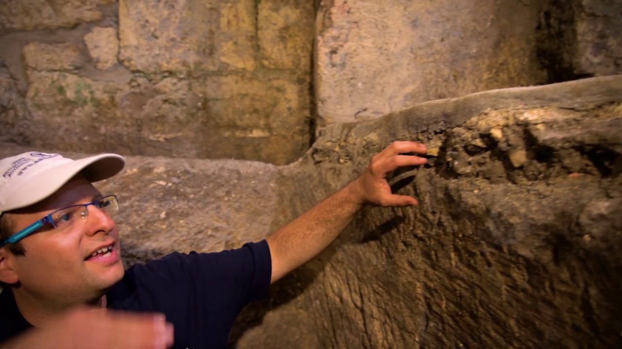 סיור לייב בחפירות מתחת לרחבת הכותל המערבי