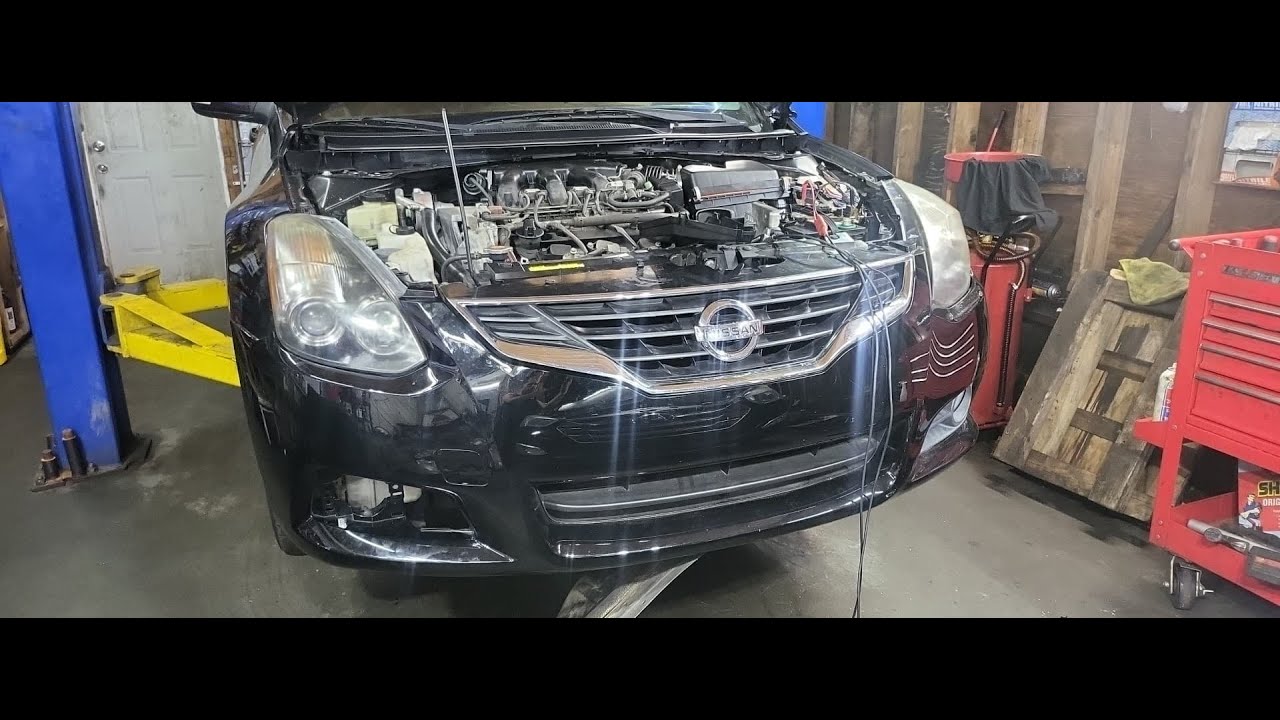 Расположение предохранителей кондиционера Nissan Altima и Maxima 2007–2013 годов выпуска и как пр...