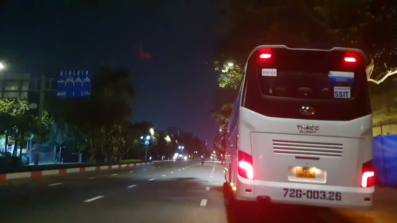 Sáng nay, trên đường phố Vũng Tàu .