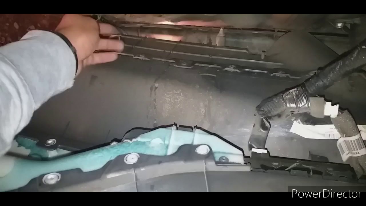 Como desarmar una puerta de NISSAN NP300 bien explicado