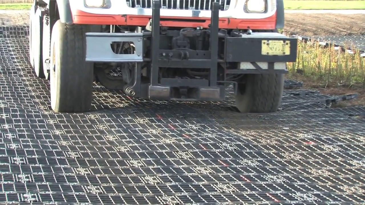 GEOTERRA&reg; Construction Mats for Haul Roads