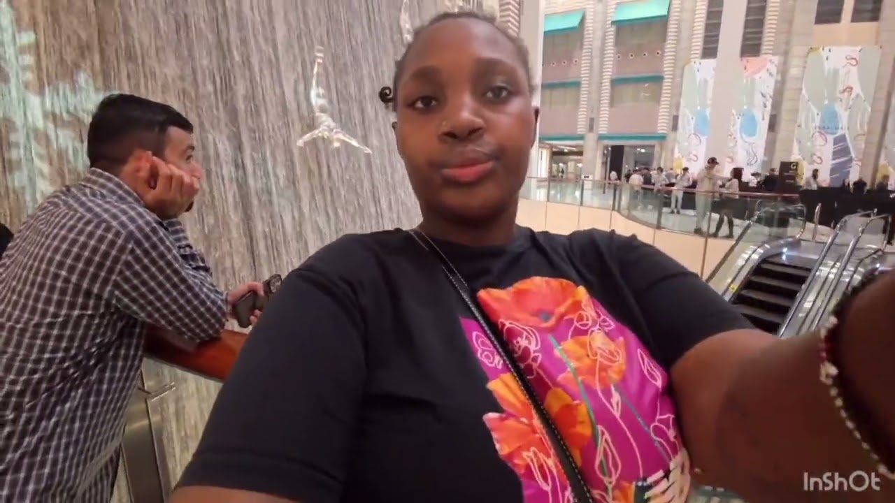 Dubai mall waterfall