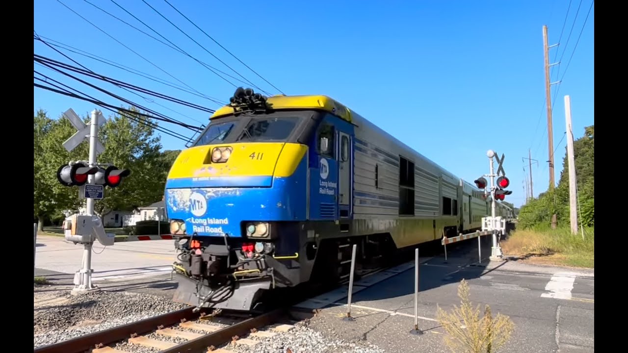 MTA LIRR: Chasing DE30AC 411's Glorious K5LA on the Montauk Branch