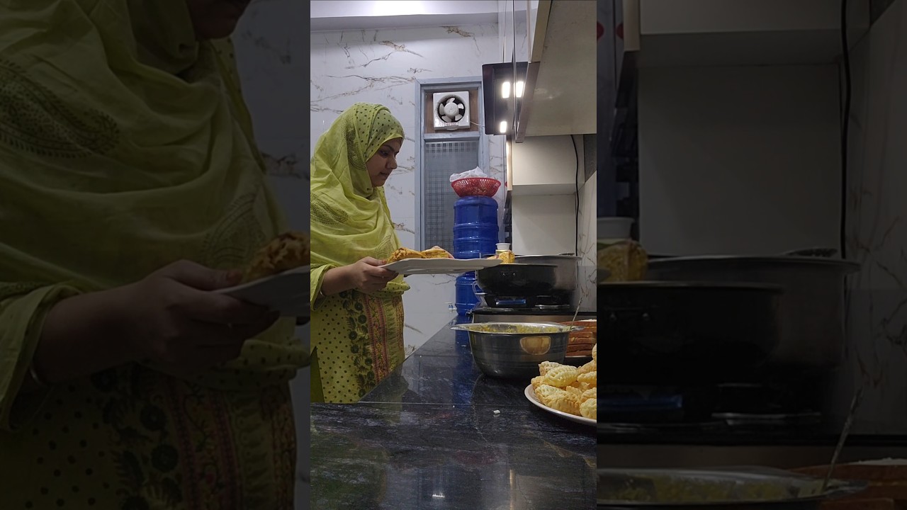 Ramazan Day 7 ✨️|| iftar special Quick cheese bread pakode ||#minivlog #youtubeshorts #shorts