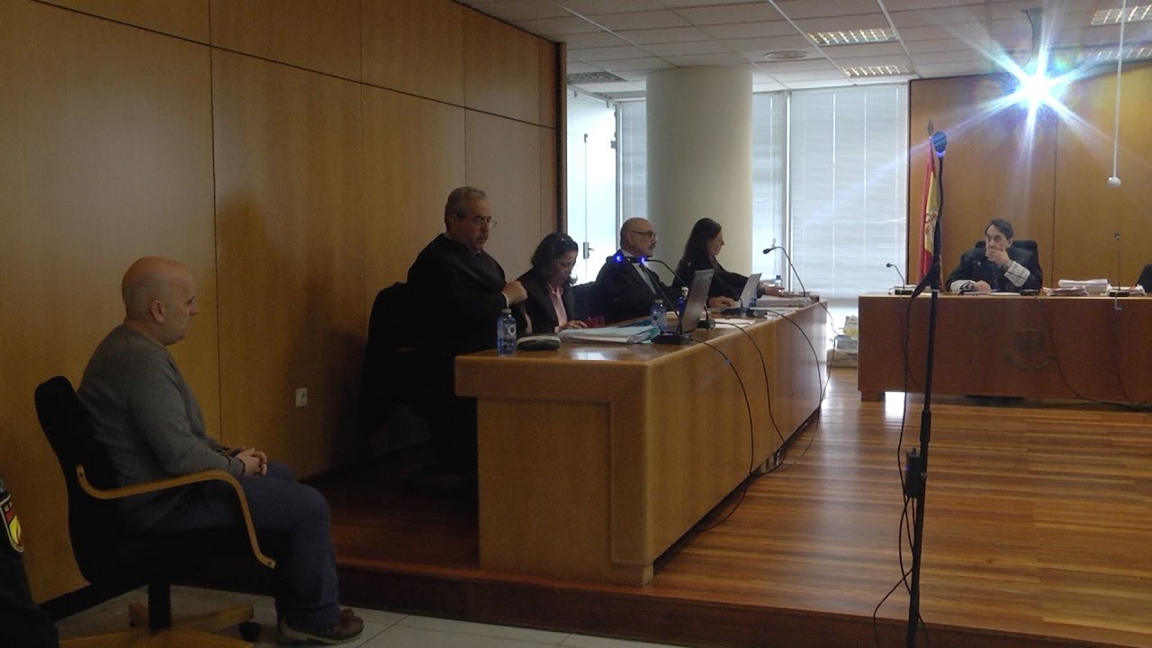 La forense apunta a que las lesiones de Manae se debieron a varios golpes