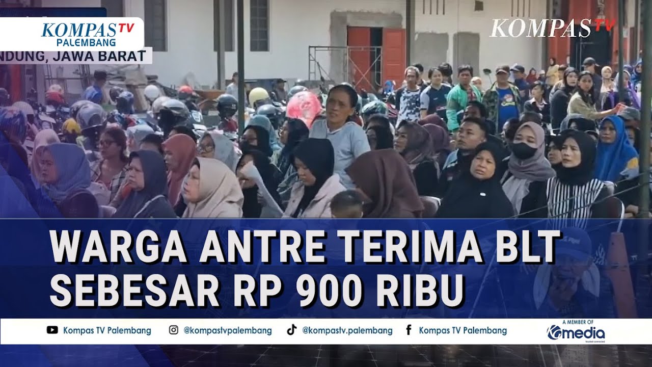 Berdesakan! Warga Antre untuk Terima BLT Sebesar Rp 900 Ribu