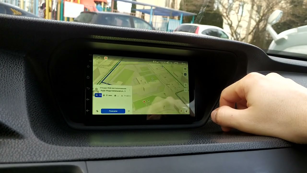 Honda Accord 8. Магнитола Android вместо верхнего монохромного дисплея.
