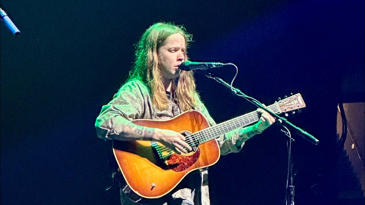 Billy Strings - The Cuckoo / Long Forgotten Dream, FedEx Forum, Memphis TN, ​⁠12/6/24, @MB_Music01