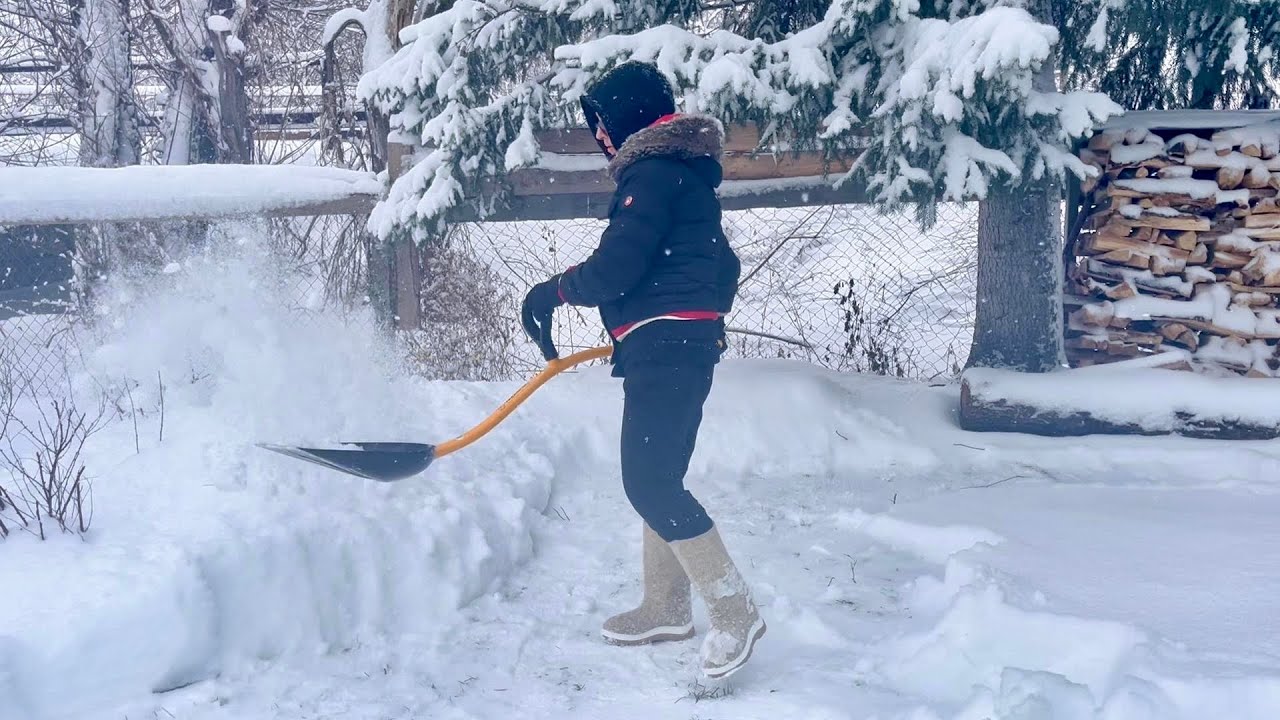 ❄️ alone in siberia ❄️ my 1st winter in a russian village ~ rural life in siberia ~ chapter 1