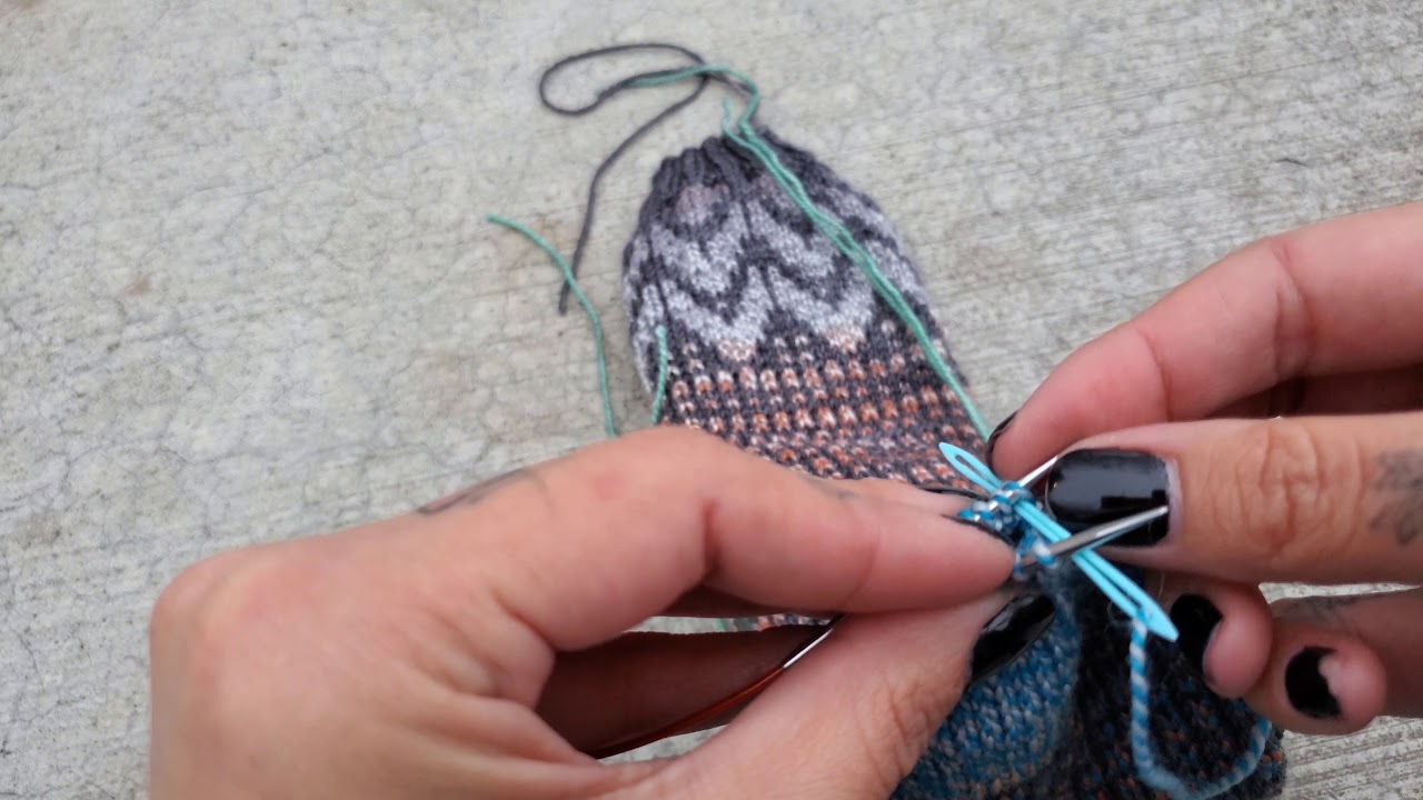 Kitchener Stitch Sock Toe | No Ears