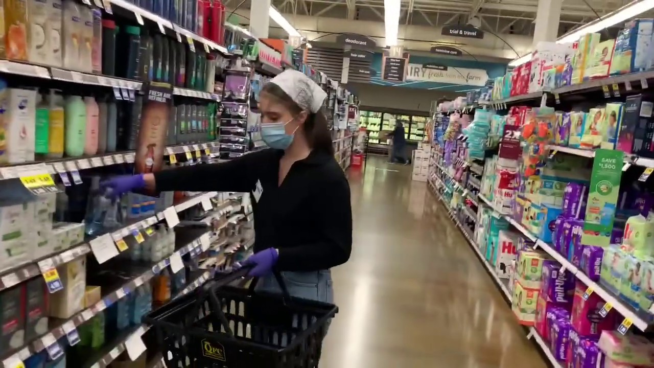 First completely blind quarantine shopping adventure to the grocery store with Guide Dog Arabella!