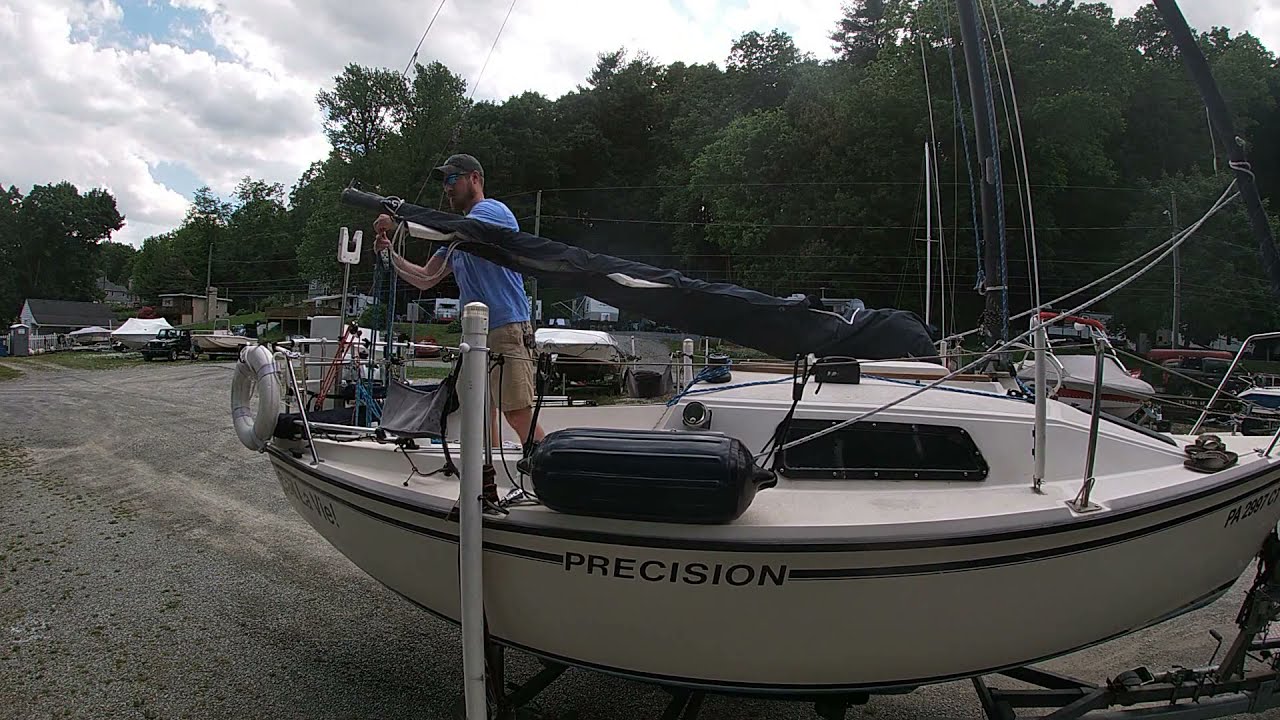Raising The Mast - 1989 Precision 18 - Sail La Vie