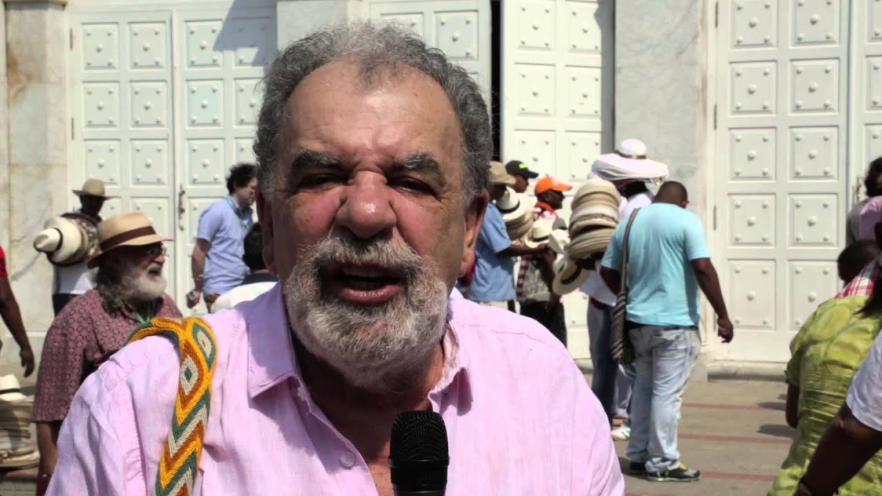 Poncho Rentería, Columnista