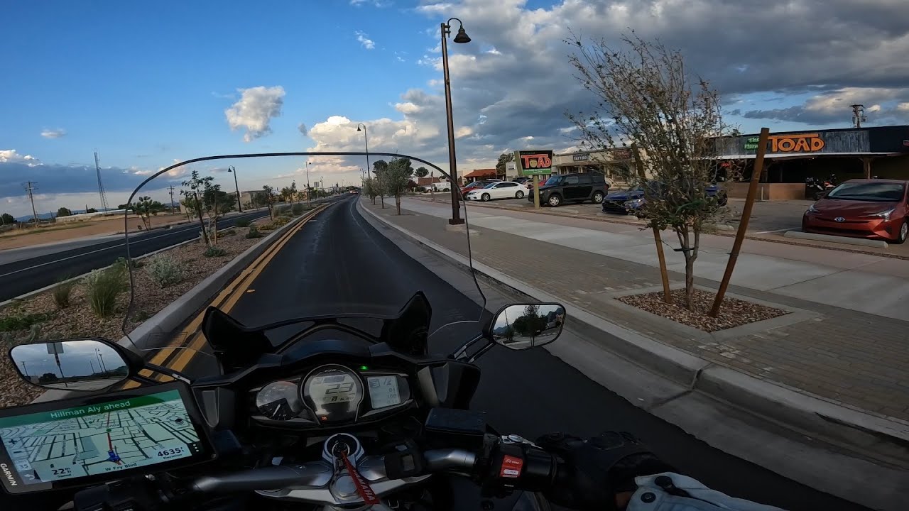 Cruising down Fry Blvd in Sierra Vista AZ on the FJR