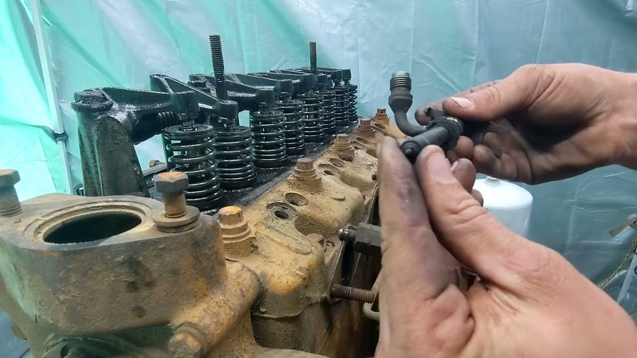 pulling the head on a case 207 engine