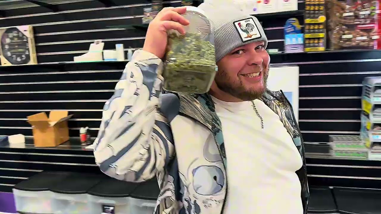 Big Jank (Spin The Wheel) #smokedout #hotbox #shoutoutrichierich #fuegoonthemix #rap #wiscotochitown
