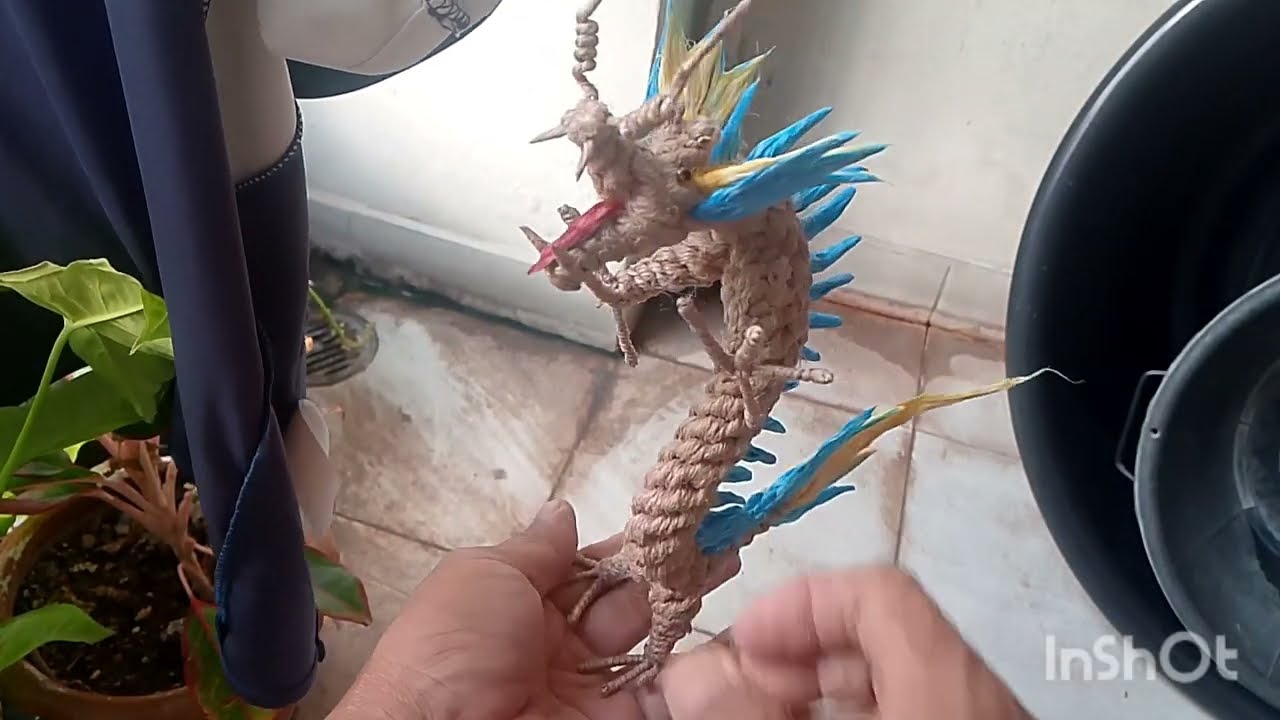 Blue yellow dragon แต่งมังกรด้วยกาว