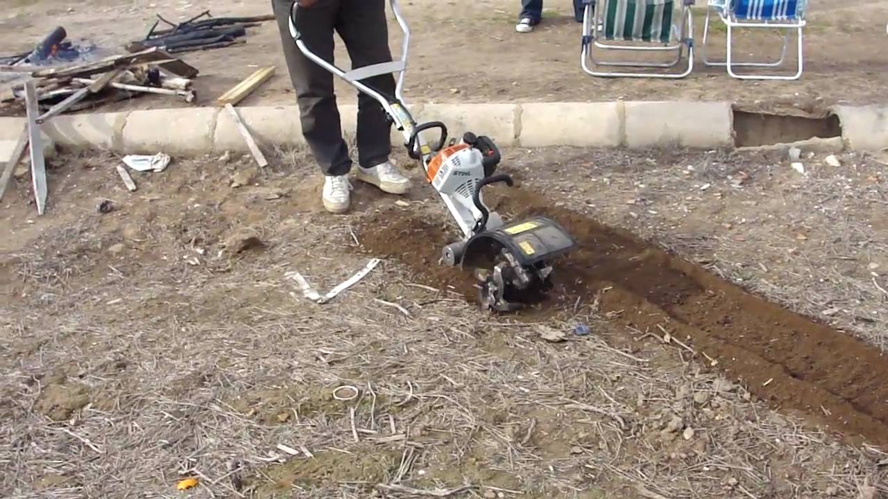 Stihl MM 55 Breaking soil 1/1