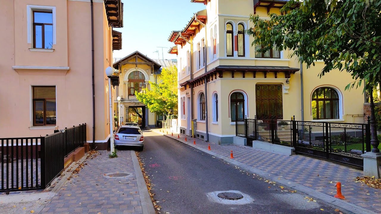 Iasi, A Stroll Through Copou Neighborhood