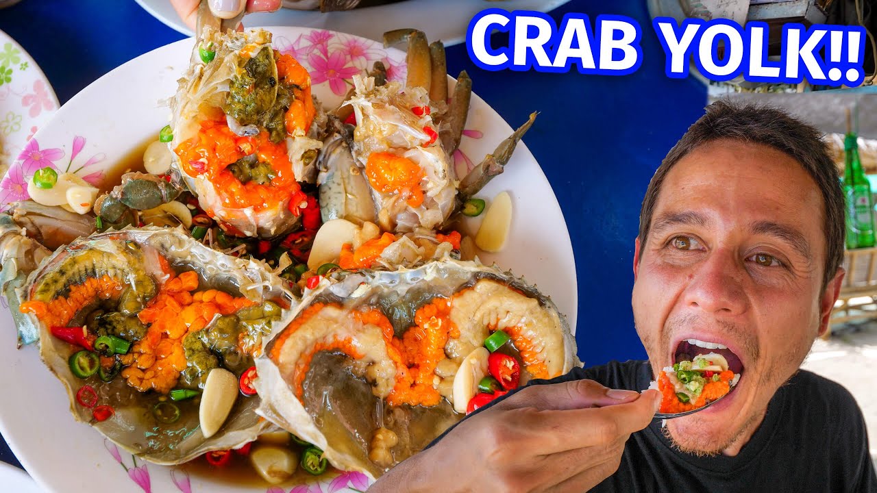Golden CRAB YOLK!! Greatest Ever SPICY SEAFOOD on The Beach! 🌶 🏖