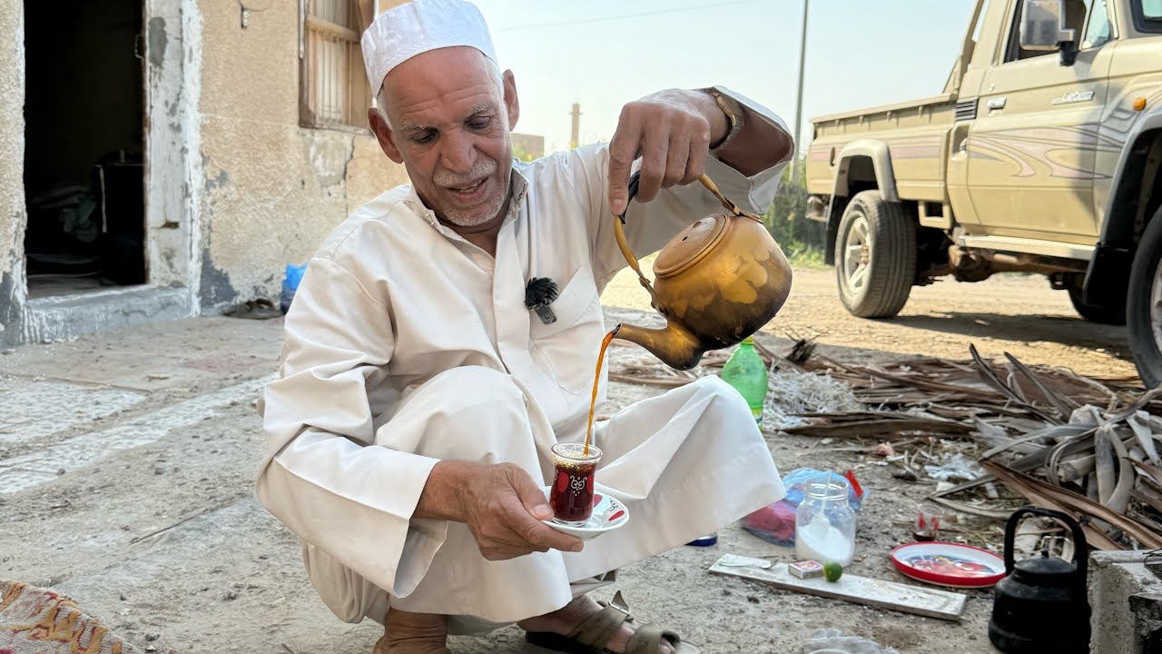طريقة تخدير الشاي على جذوع 🪵 النخيل مع اكبر فلاح في محافظة الاحساء
