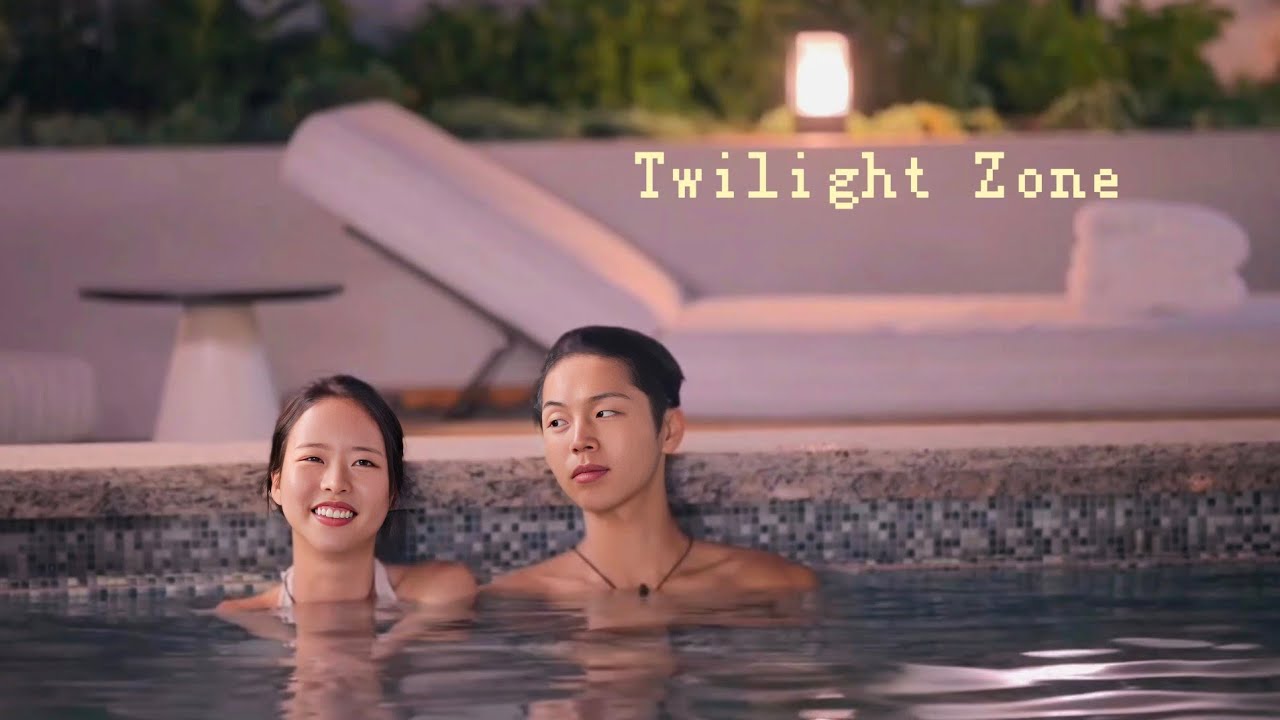 Subeen & Heesun ♡ / Twilight Zone - Ariana Grande 