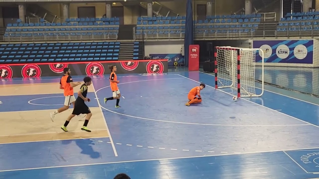 Futsal ligue u18 Toulon Elite Futsal contre Goal FC lyon avec Thomas u16 gardien de but