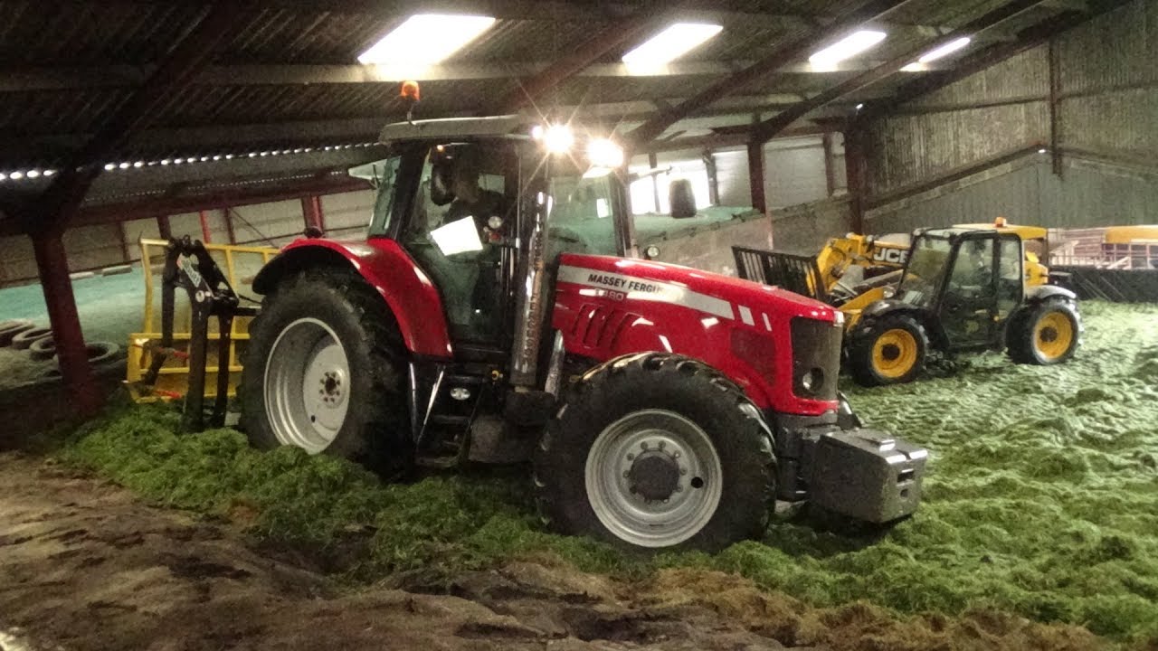 Cumbrian Silage - On the Pit Buckraking with Massey Ferguson 6480 & JCB 527 - Silage 2019