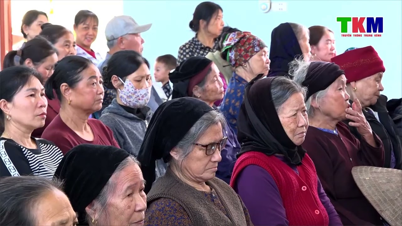 ỨNG CỬ VIÊN ĐƠN VỊ BẦU CỬ SỐ 4 TIẾP XÚC CỬ TRI THÔN CÁP TRẠI VÀ CÁP TRÊN