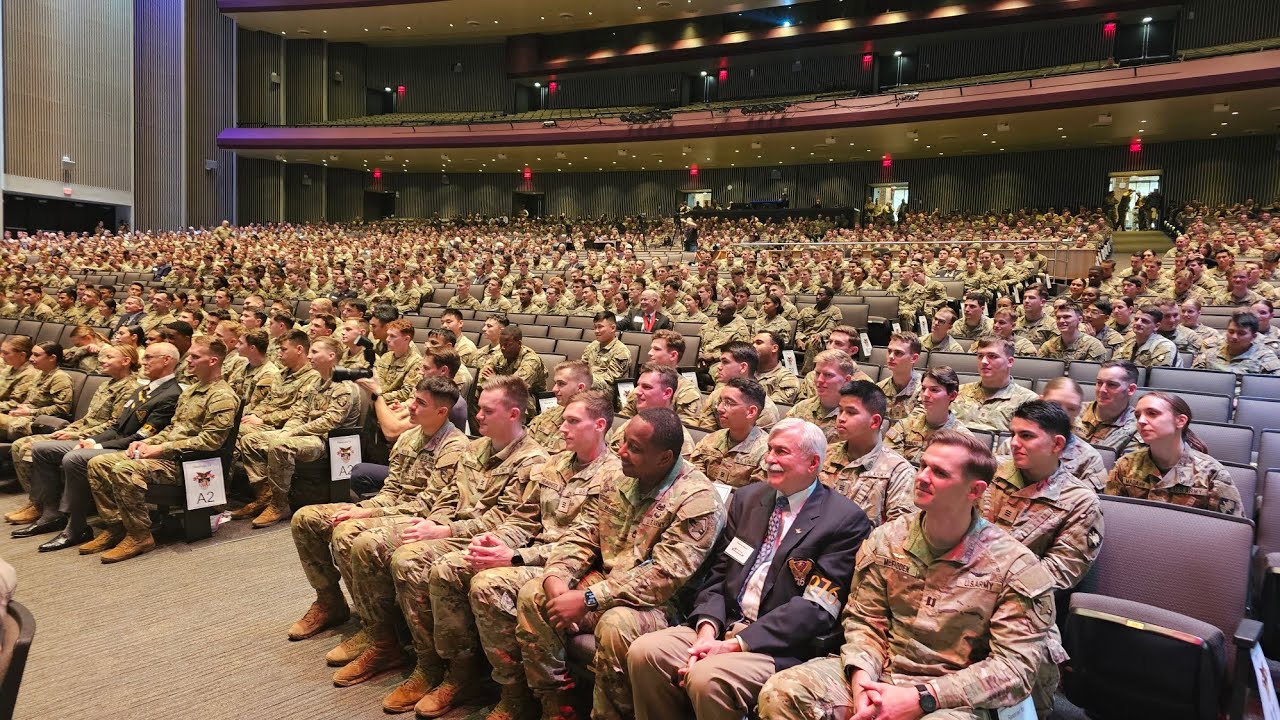 Вечер отделения в Вест-Пойнте: выпускники USMA 2026 года получат назначения в подразделения армии...