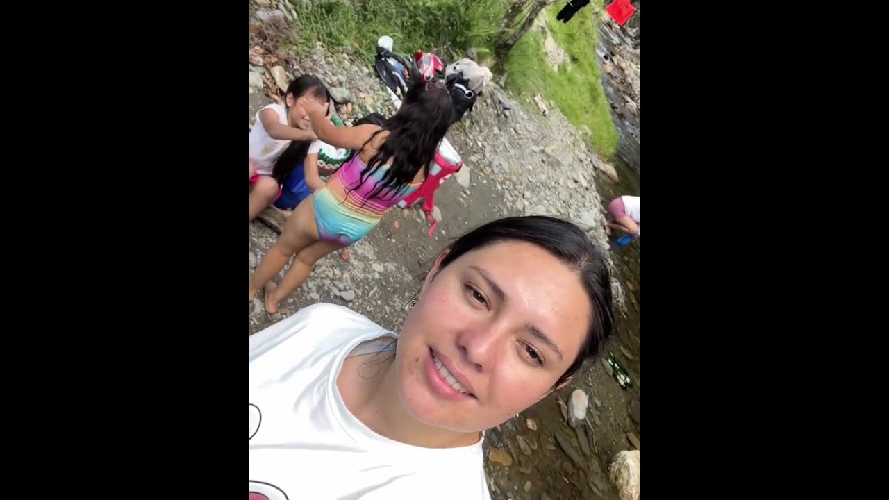 Un día de familia en el río 