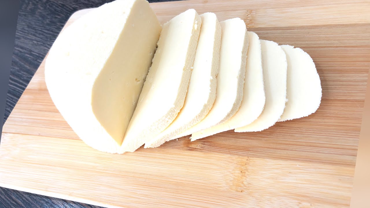 Домашний сыр из молока и сметаны! Вкуснее, чем магазинный!