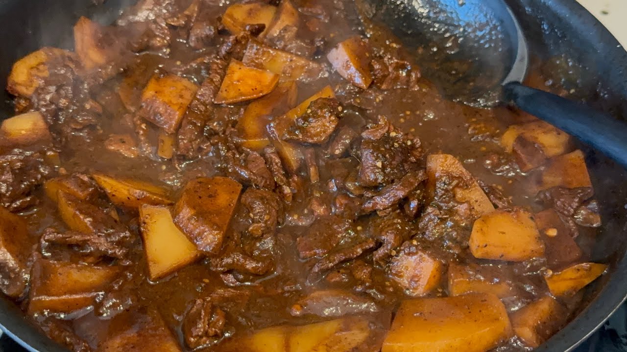 HOY PREPARE UN BISTEC EN CHILE NEGRO TATEMADO CON UNIS FRIJOLITOS RECIEN COCIDOS GUSTAN??
