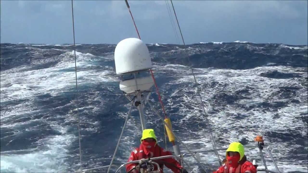 Clipper Race: Pacific Crossing and Huge Waves