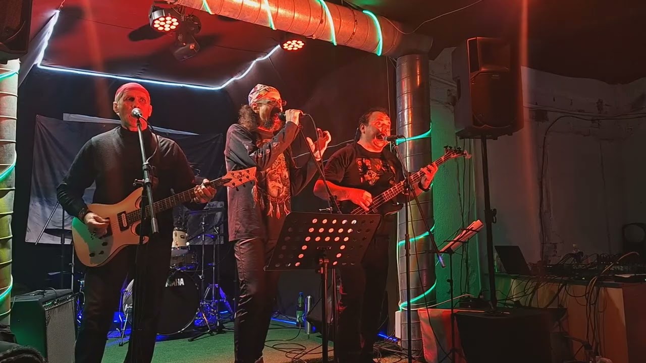 Войн в Нощта (Warrior in the Night)