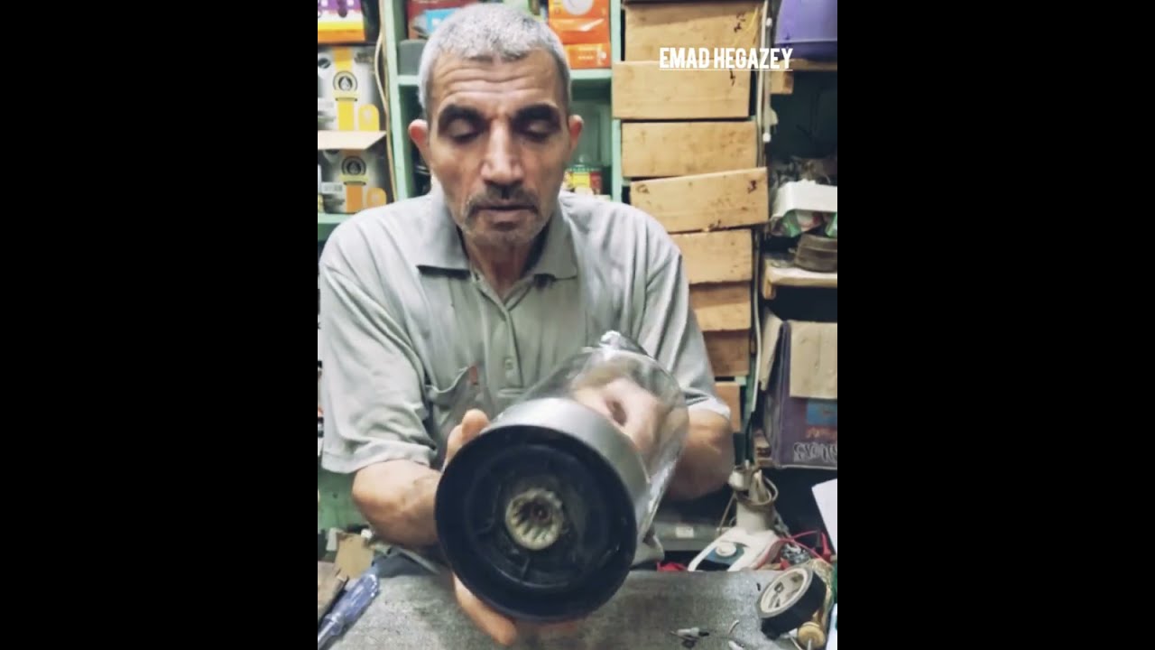 دورق زجاجى الخلاط بيسقط المياه