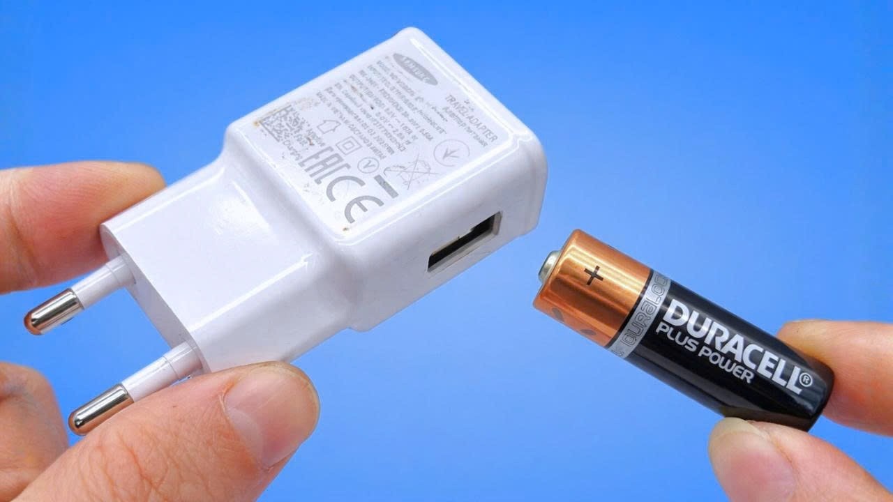 🔋 Больше никогда не покупайте батарейки на 1,5 В! Попробуйте этот трюк с заклепками и посмотрите,...