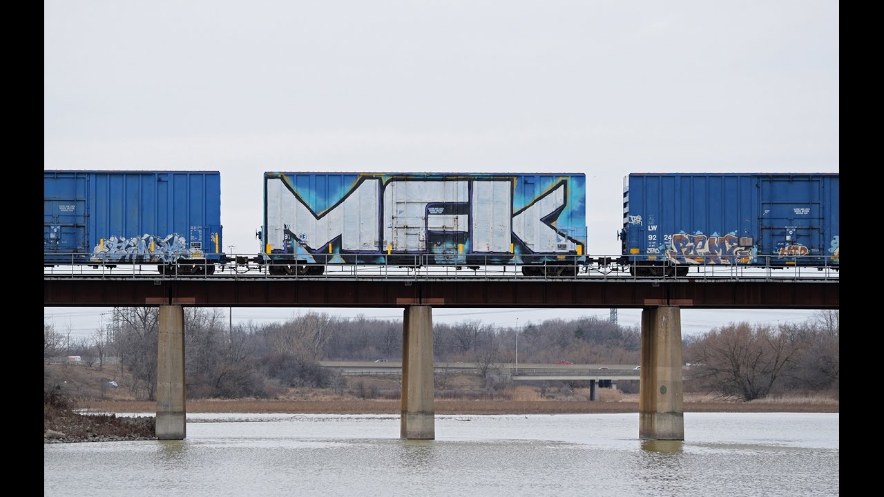 Freight Train Graffiti Benching (2015-2016)