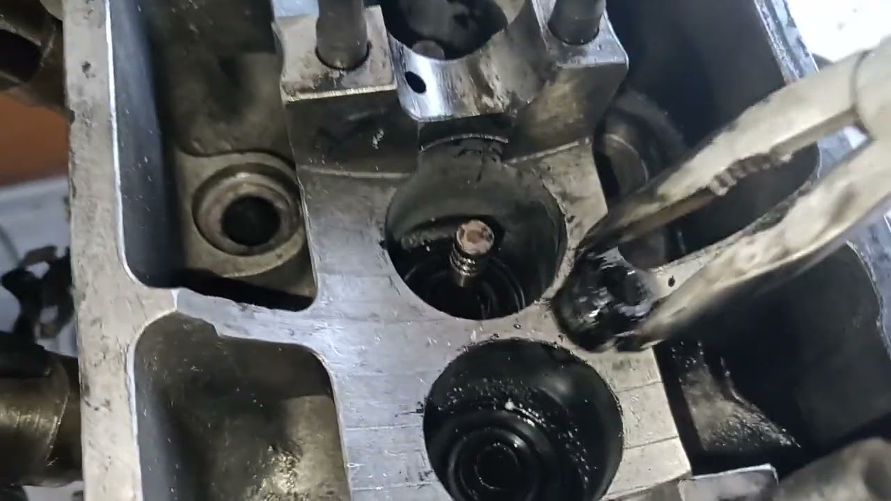 REEMPLAZAMOS retenes de VÁLVULAS VW senda