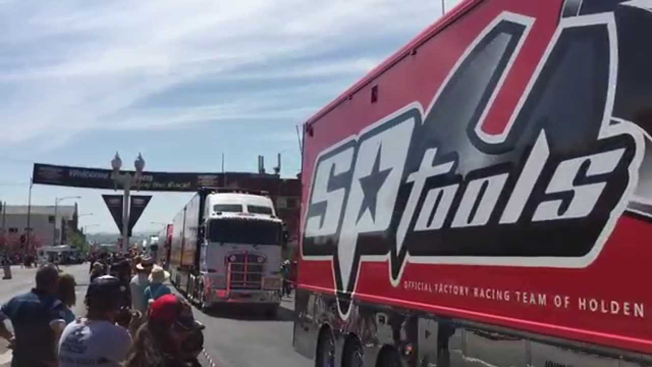 2015 V8 Supercars Bathurst 1000 Truck Parade