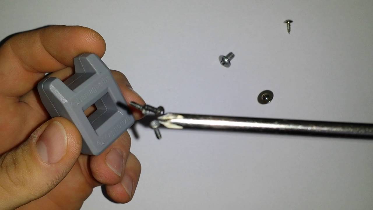 Magnetyzer / demagnetyzer do śrubokrętów, wkrętaków i bitów