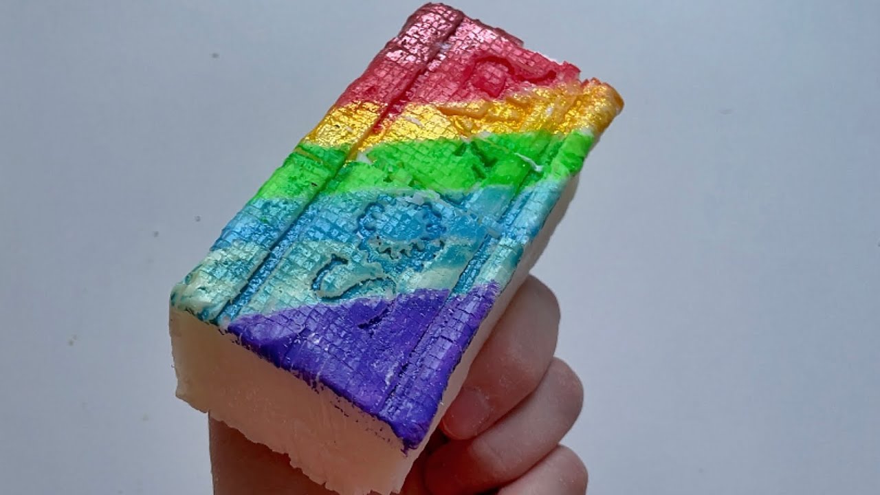 Cutting Colored Cubes / video 4K