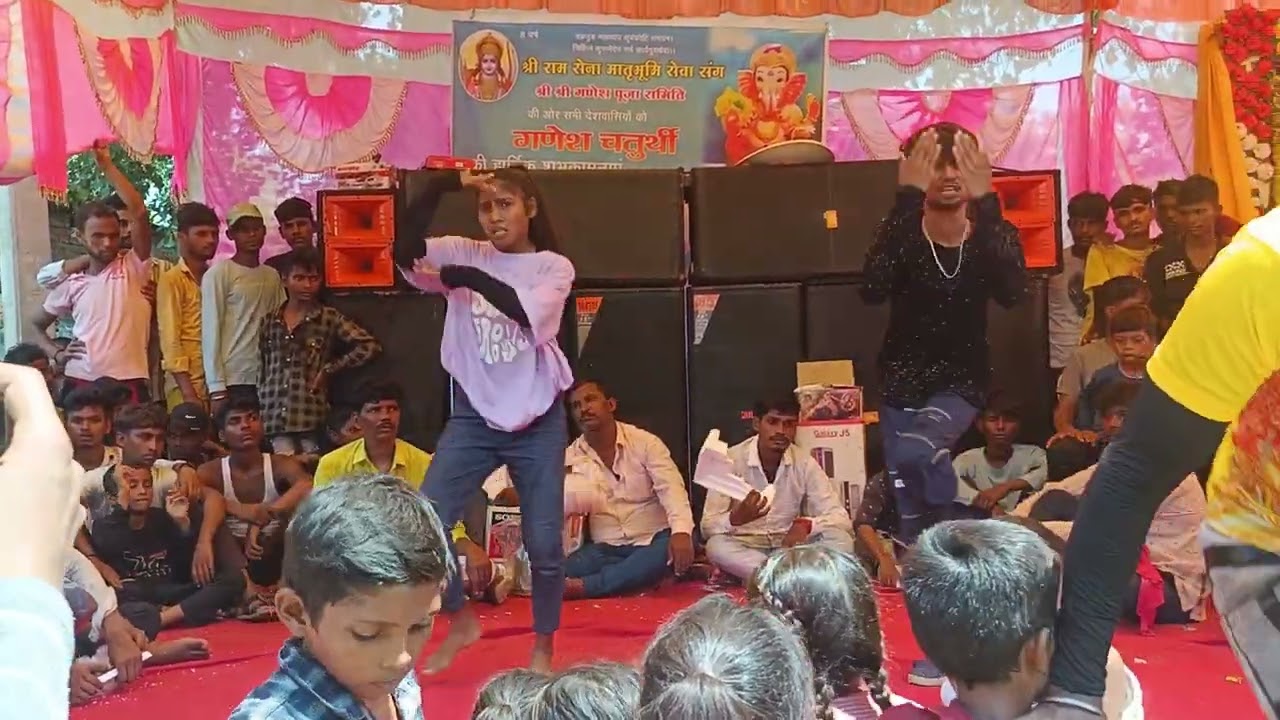 dance🕺💃 video / kajal sarnath 🆚 aman chingari dance competition #trendingvideo #bhojpuri