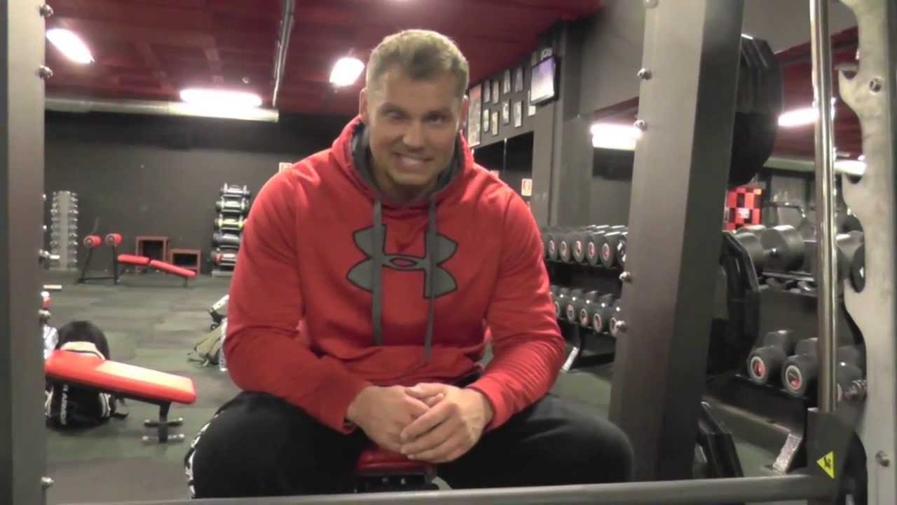 Trenink na prsa a biceps -  Martin Mester - IFBB Men´s physique