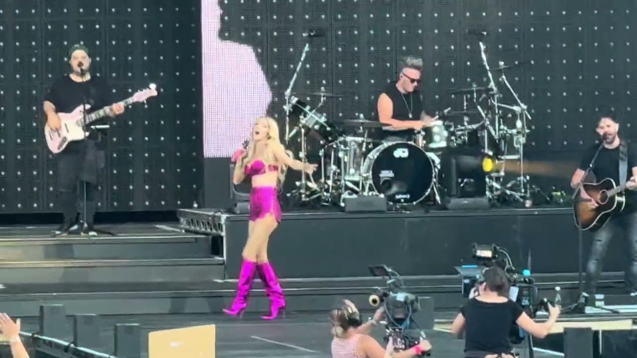 Melissa Naschenweng - Intro & Legenden | Daham Open Air Klagenfurt 29.06.2025