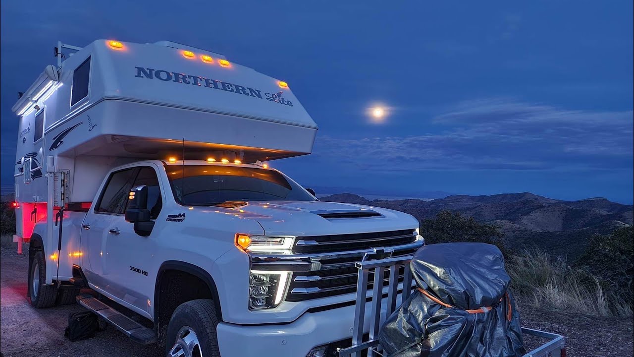 Lets talk about my Chev 3500 HD 6.6 gas truck, shall we. E-33