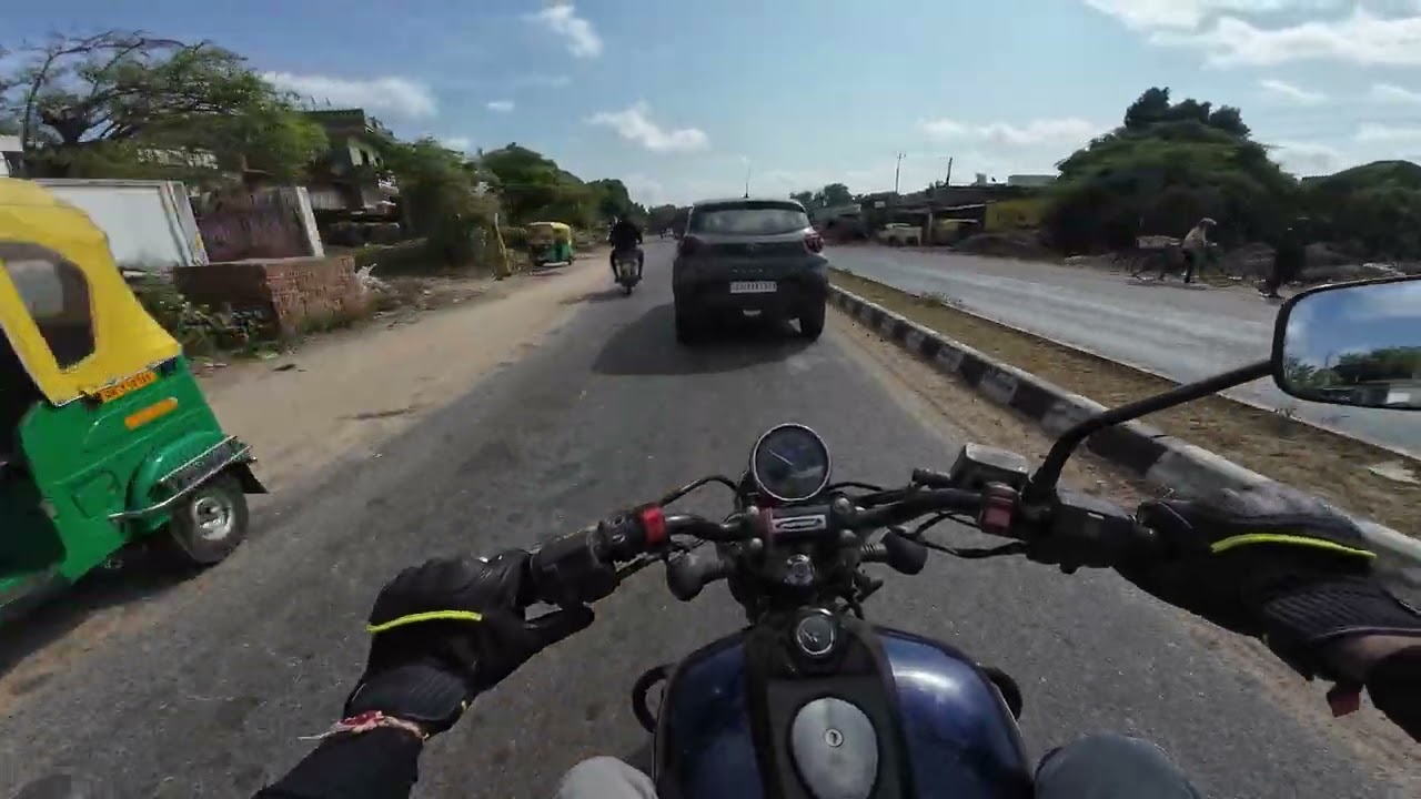 Calm Morning Ride | Ambience | Helmet POV | Avenger 150 | wind noise
